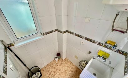 Herverkoop - Apartamento -
Torrevieja - Playa del Cura