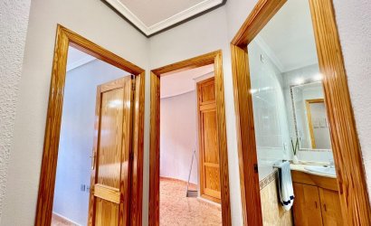 Herverkoop - Apartamento -
Torrevieja - Playa del Cura