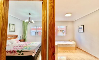 Herverkoop - Apartamento -
Torrevieja - Playa del Cura