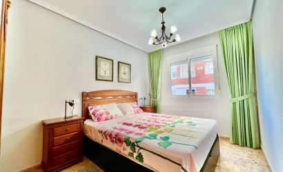 Herverkoop - Apartamento -
Torrevieja - Playa del Cura
