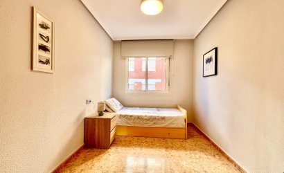 Herverkoop - Apartamento -
Torrevieja - Playa del Cura