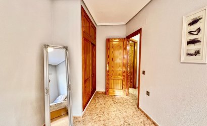 Herverkoop - Apartamento -
Torrevieja - Playa del Cura