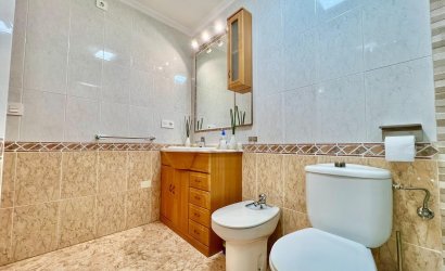 Herverkoop - Apartamento -
Torrevieja - Playa del Cura