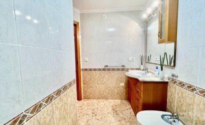 Herverkoop - Apartamento -
Torrevieja - Playa del Cura