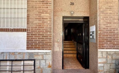 Herverkoop - Apartamento -
Torrevieja - Playa del Cura