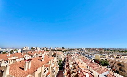 Reventa - Ático -
Torrevieja - Playa del Cura