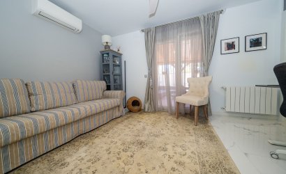 Resale - Villa -
Pilar de la Horadada - Pinar de Campoverde