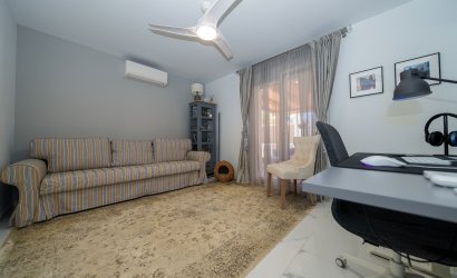 Resale - Villa -
Pilar de la Horadada - Pinar de Campoverde