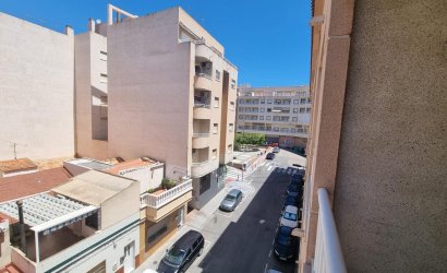 Herverkoop - Apartamento -
Torrevieja - Centro
