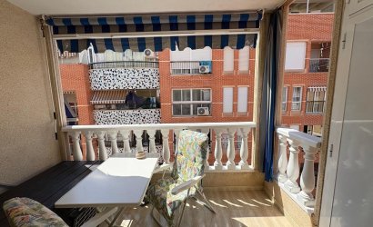 Herverkoop - Apartamento -
Torrevieja - Centro