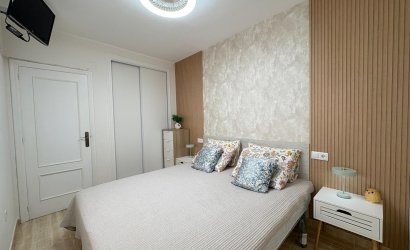 Herverkoop - Apartamento -
Torrevieja - Centro
