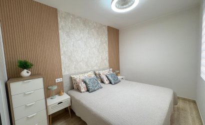 Herverkoop - Apartamento -
Torrevieja - Centro