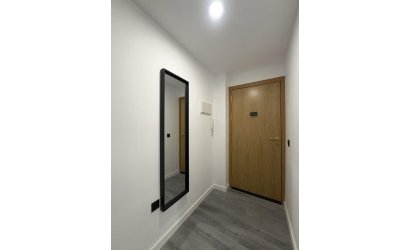 Herverkoop - Apartamento -
Torrevieja - Centro
