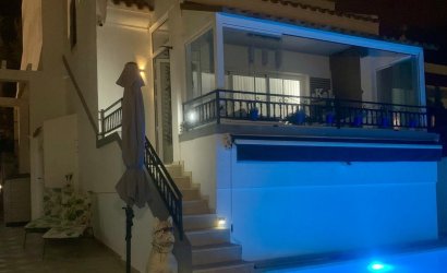 Resale - Villa -
Orihuela Costa - Costa Blanca