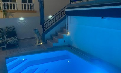 Resale - Villa -
Orihuela Costa - Costa Blanca