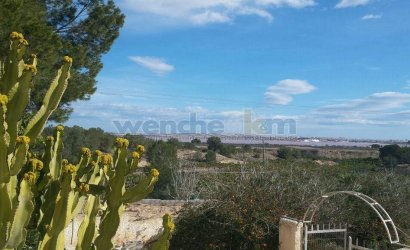 Resale - Villa -
Torrevieja - Los Balcones