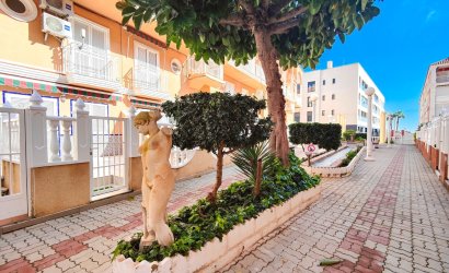 Herverkoop - Apartment -
Torrevieja - La Mata
