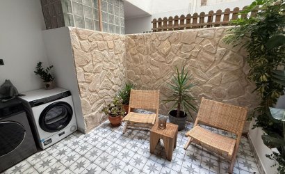 Revente - Apartment -
Torrevieja - Estacion De Autobuses