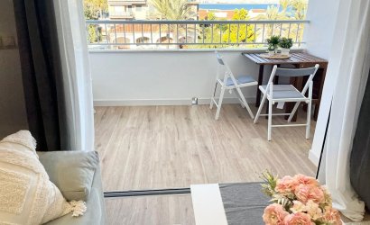 Resale - Apartment -
Torrevieja - Punta Prima
