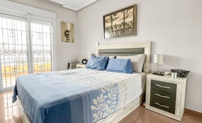 Resale - Villa -
Orihuela Costa - Costa Blanca