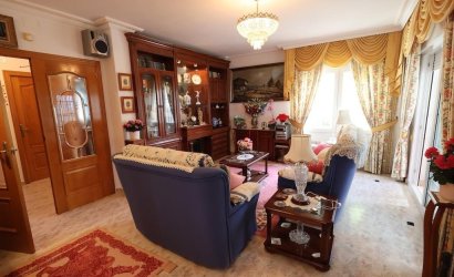 Reventa - Villa -
Orihuela Costa - Costa Blanca
