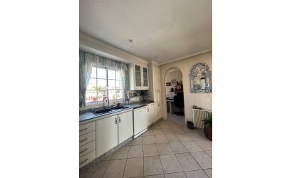 Revente - Villa -
Torrevieja - Aguas Nuevas