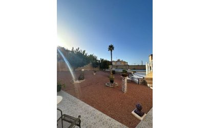 Revente - Villa -
Torrevieja - Aguas Nuevas