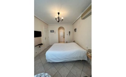 Revente - Villa -
Torrevieja - Aguas Nuevas
