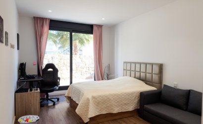 Herverkoop - Villa -
Orihuela - Las Colinas Golf