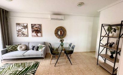 Reventa - Apartamento -
Torrevieja - Centro