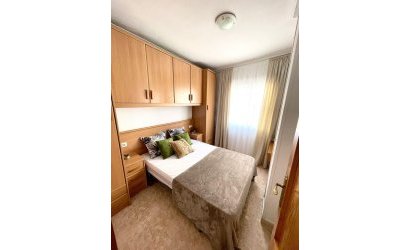 Reventa - Apartamento -
Torrevieja - Centro