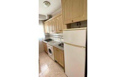 Reventa - Apartamento -
Torrevieja - Centro