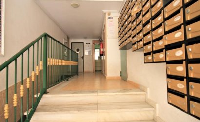 Reventa - Apartamento -
Torrevieja - Centro