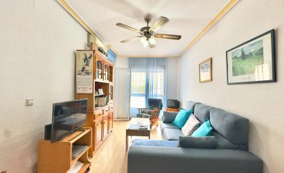 Herverkoop - Apartamento -
Torrevieja - Centro