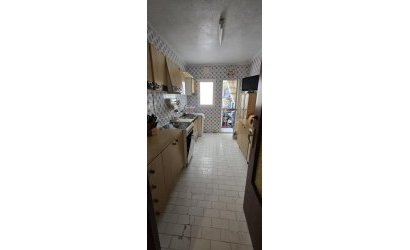 Herverkoop - Apartamento -
Torrevieja - Playa del Cura