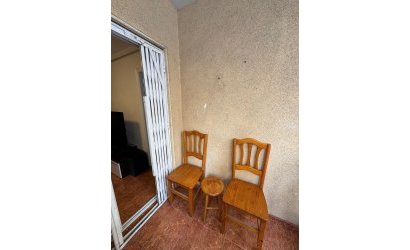 Herverkoop - Apartamento -
Torrevieja - Centro