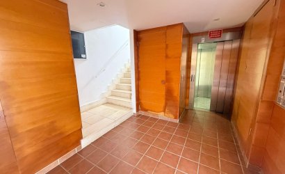 Herverkoop - Apartamento -
Guardamar del Segura - Puerto Deportivo