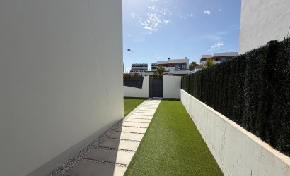 Herverkoop - Casa -
Finestrat - Balcón de Finestrat-Terra Marina