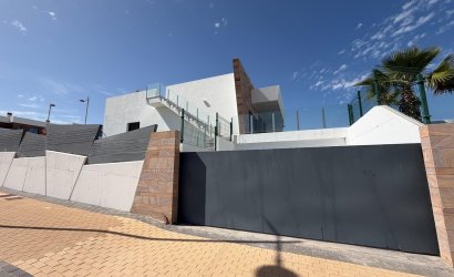 Herverkoop - Casa -
Finestrat - Balcón de Finestrat-Terra Marina