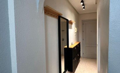Herverkoop - Apartamento -
Torrevieja - Centro