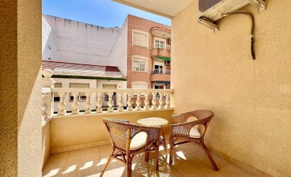 Herverkoop - Apartamento -
Torrevieja - Playa del Cura