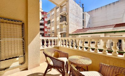 Herverkoop - Apartamento -
Torrevieja - Playa del Cura