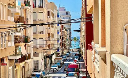 Herverkoop - Apartamento -
Torrevieja - Playa del Cura