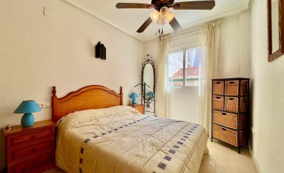 Herverkoop - Apartamento -
Torrevieja - Playa del Cura