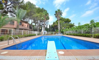 Resale - Villa -
Torrevieja - Los Balcones