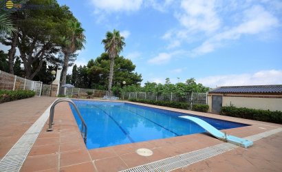 Resale - Villa -
Torrevieja - Los Balcones