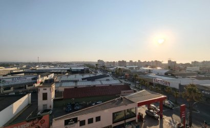 Herverkoop - Apartamento -
Torrevieja - Centro