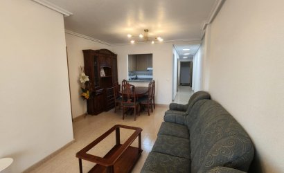 Herverkoop - Apartamento -
Torrevieja - Centro