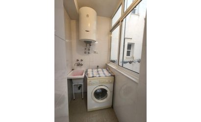 Herverkoop - Apartamento -
Torrevieja - Centro