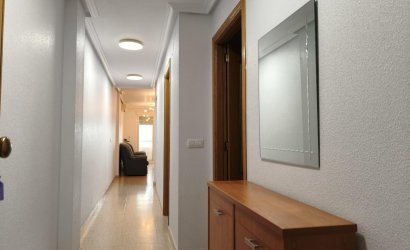 Herverkoop - Apartamento -
Torrevieja - Centro